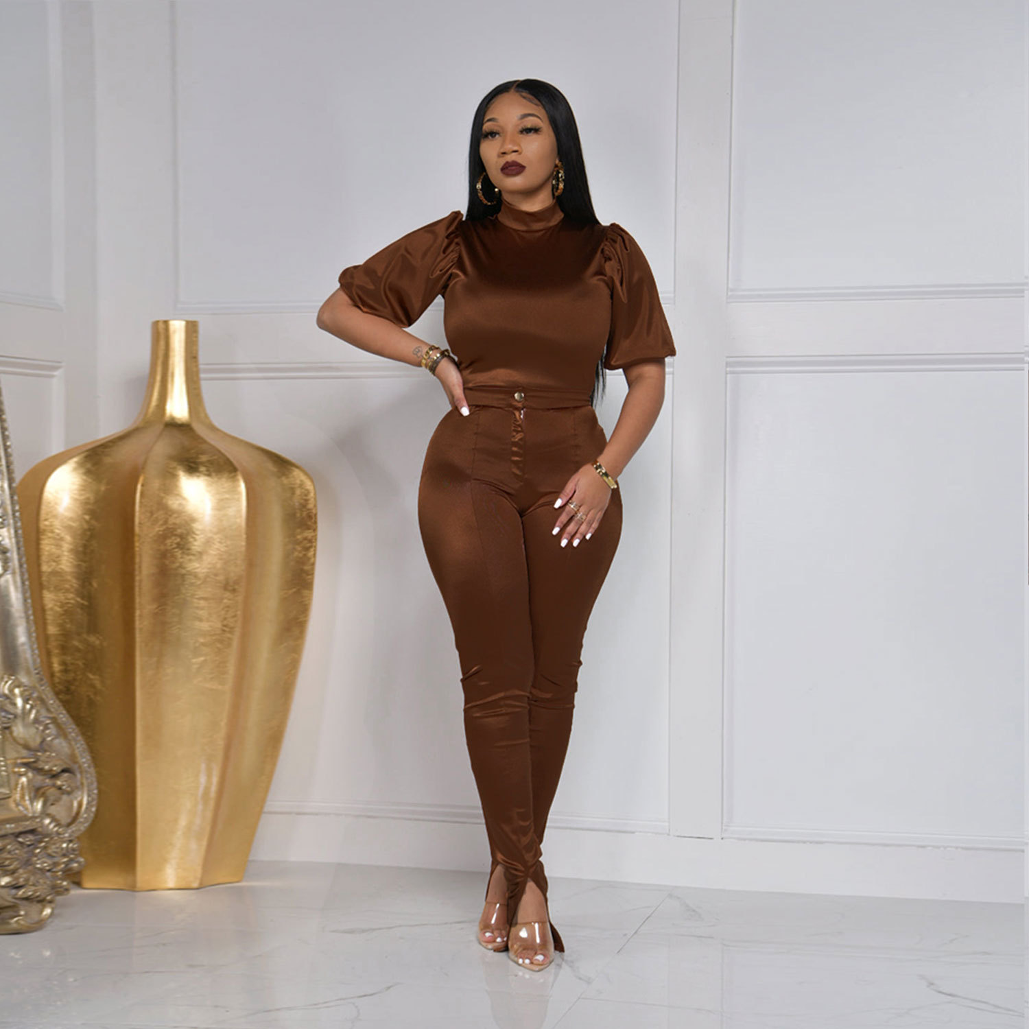 Women's Solid Color Short Sleeve Top High Waist Pants Two-piece Set - Image 5