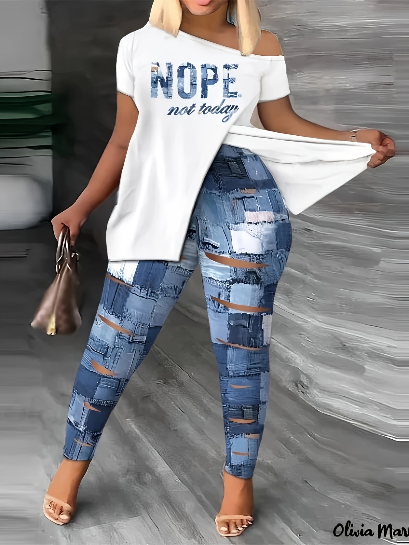 Women's Letter Printed Off-shoulder Short-sleeved Top And Pants Set